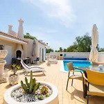 Villa 67 Adm - 3 Bed Walking Distance To Carvoeiro (Lagoa)